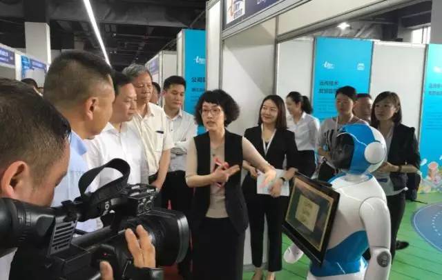 1495090365134409EC5F.jpeg 640-5.jpeg