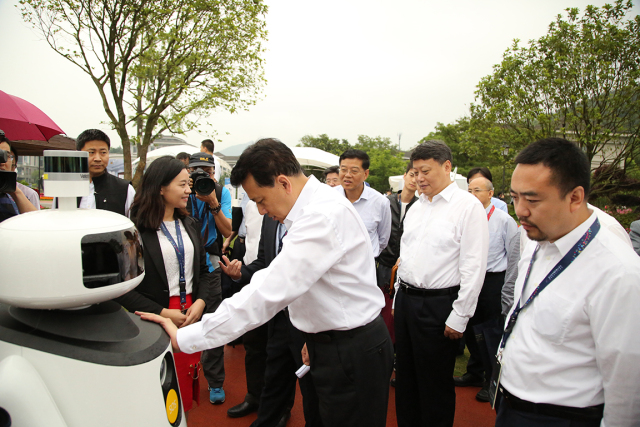 1514856859102523B52C.jpg 微信图片_20180102092945.jpg