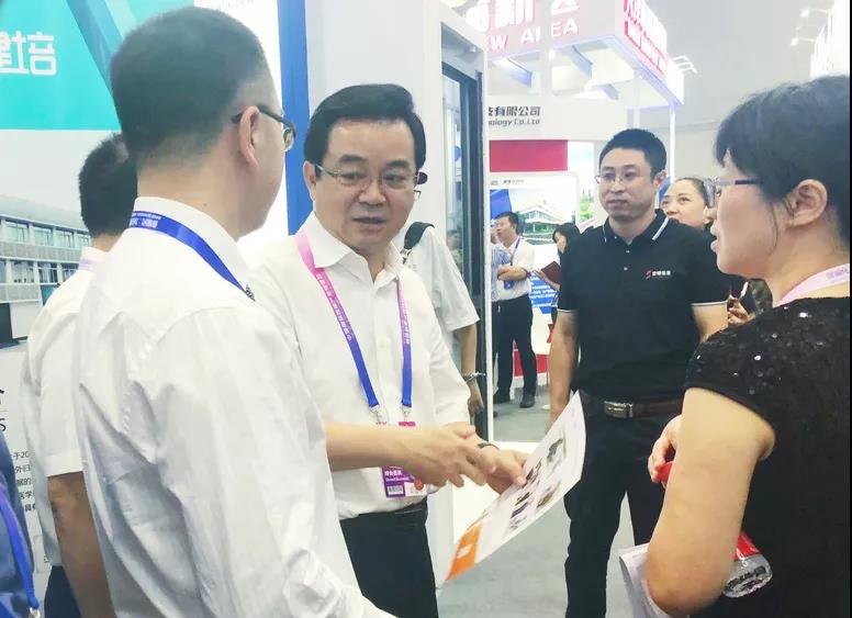 1535434080384101pF0F.jpg 微信图片_20180828132559.jpg